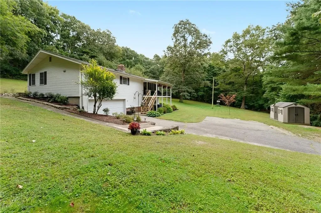 60 North Road Hopkinton RI 02833