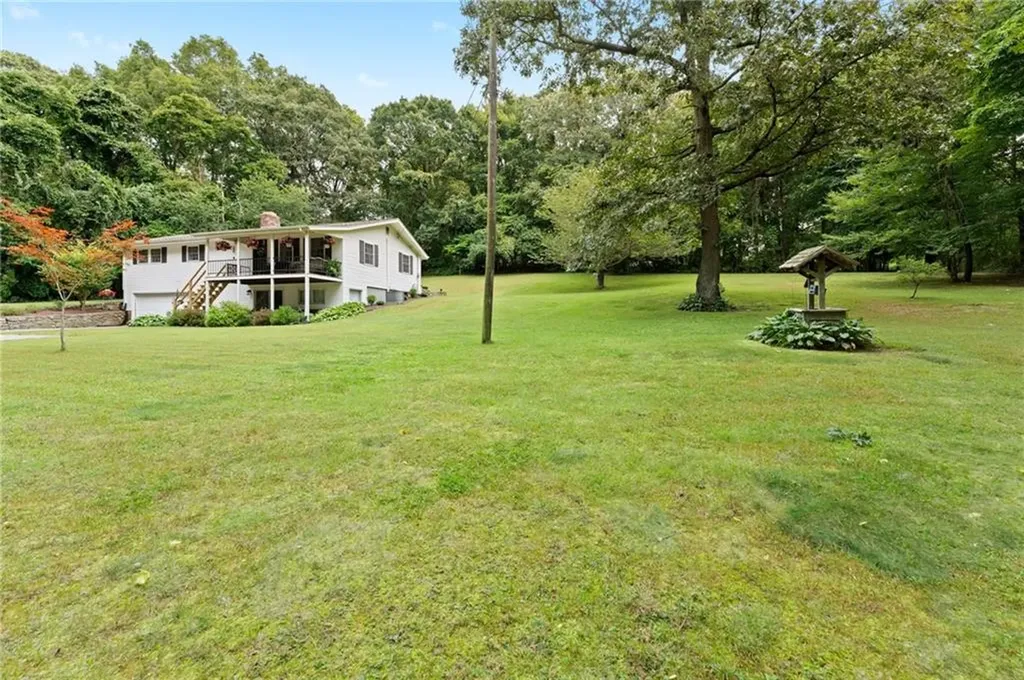 60 North Road Hopkinton RI 02833