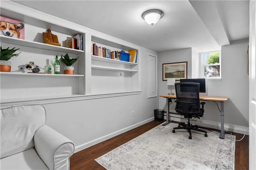 32 Rock Street Bristol RI 02809