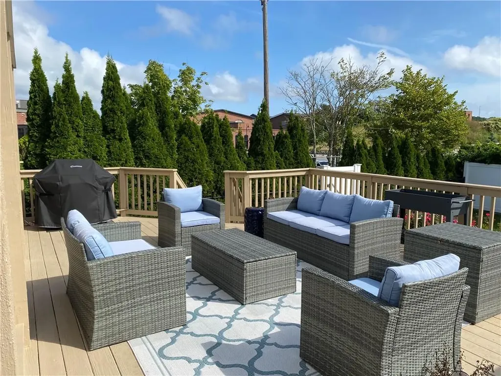 32 Rock Street Bristol RI 02809
