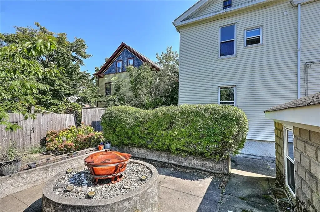 69 Messer Street Providence RI 02909