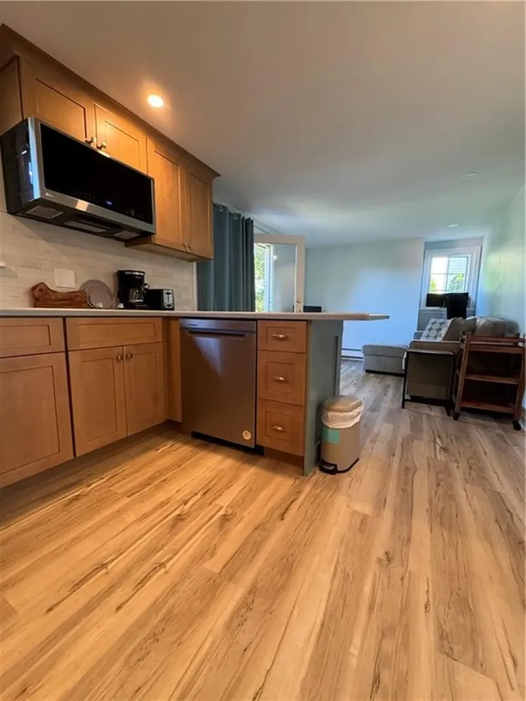 223 Wapping Road Portsmouth RI 02871