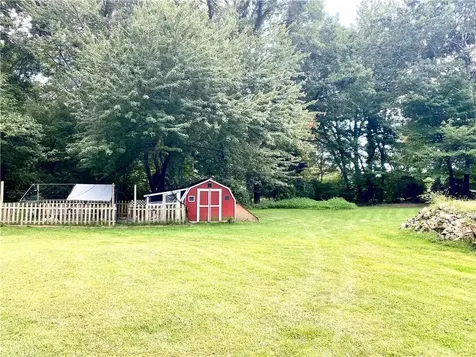 10 East Charles Street Charlestown RI 02813