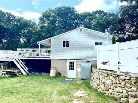 10 East Charles Street Charlestown RI 02813