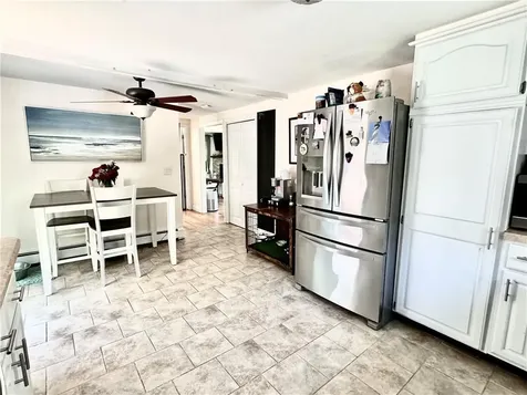 10 East Charles Street Charlestown RI 02813