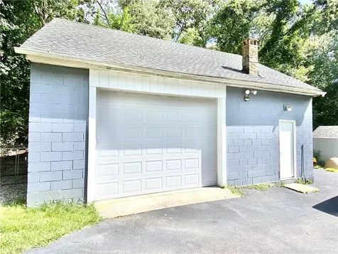 10 East Charles Street Charlestown RI 02813