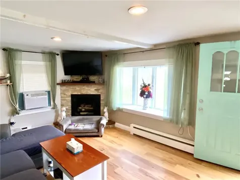 10 East Charles Street Charlestown RI 02813