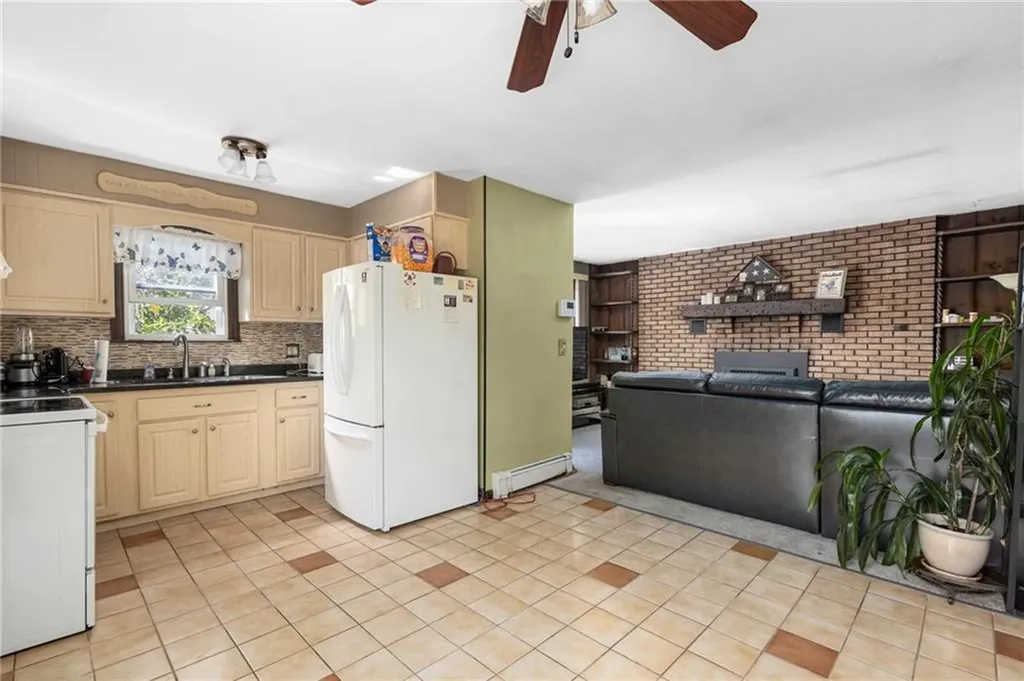13 Wilna Street Providence RI 02904