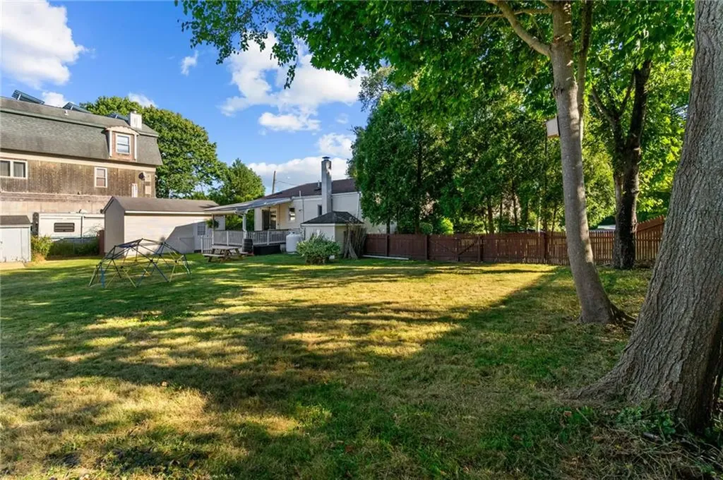 43 Parker Avenue Warren RI 02885