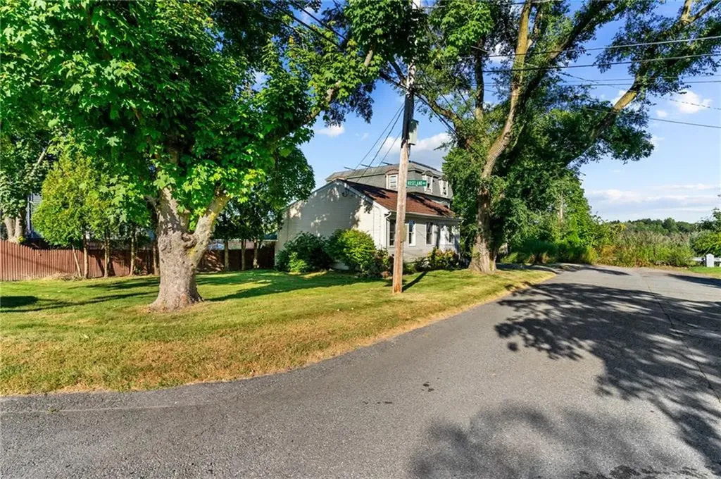 43 Parker Avenue Warren RI 02885