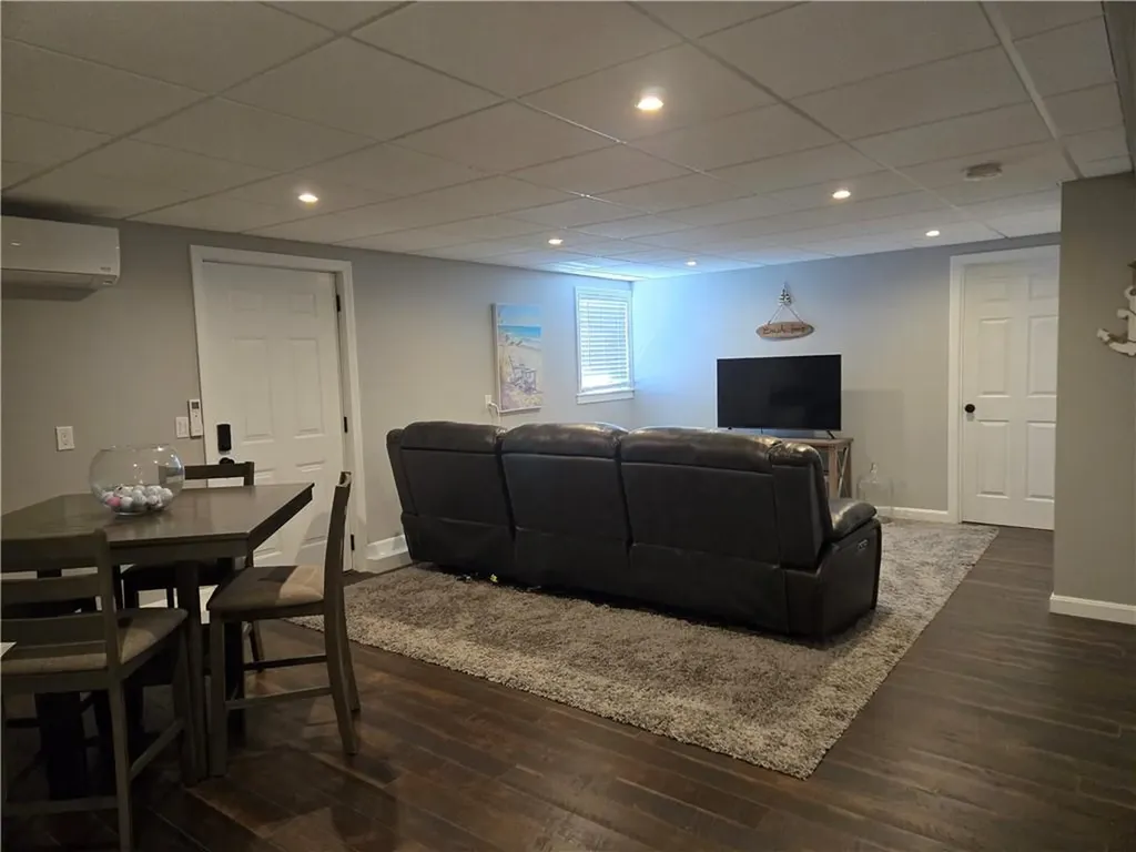 14 Juniper Avenue Westerly RI 02891