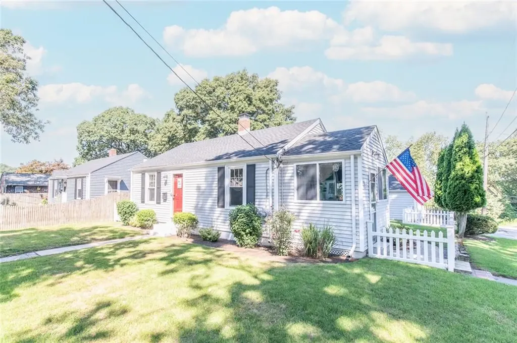 101 2nd Avenue Warwick RI 02888