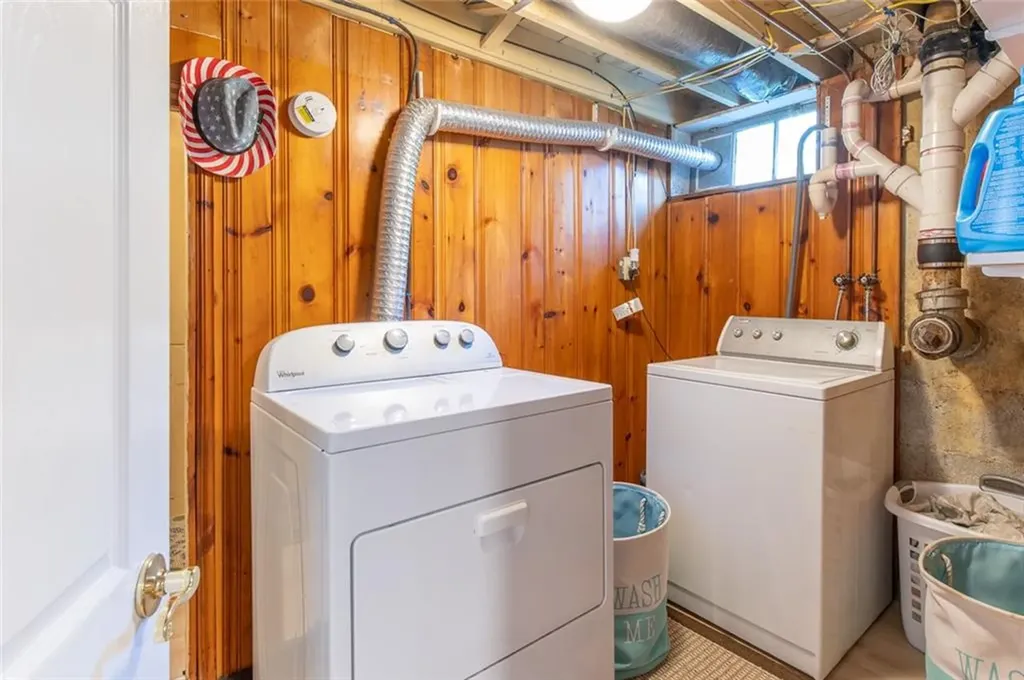101 2nd Avenue Warwick RI 02888