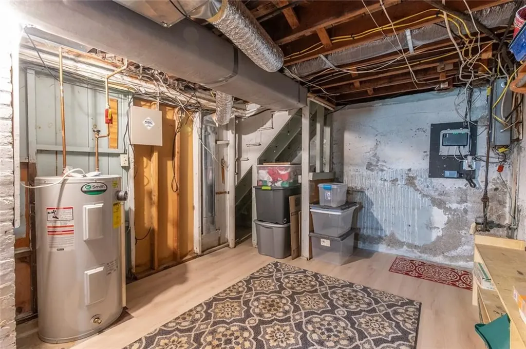 101 2nd Avenue Warwick RI 02888