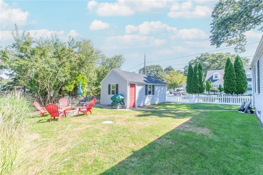 101 2nd Avenue Warwick RI 02888