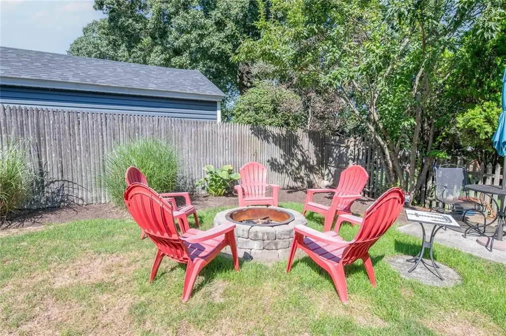 101 2nd Avenue Warwick RI 02888