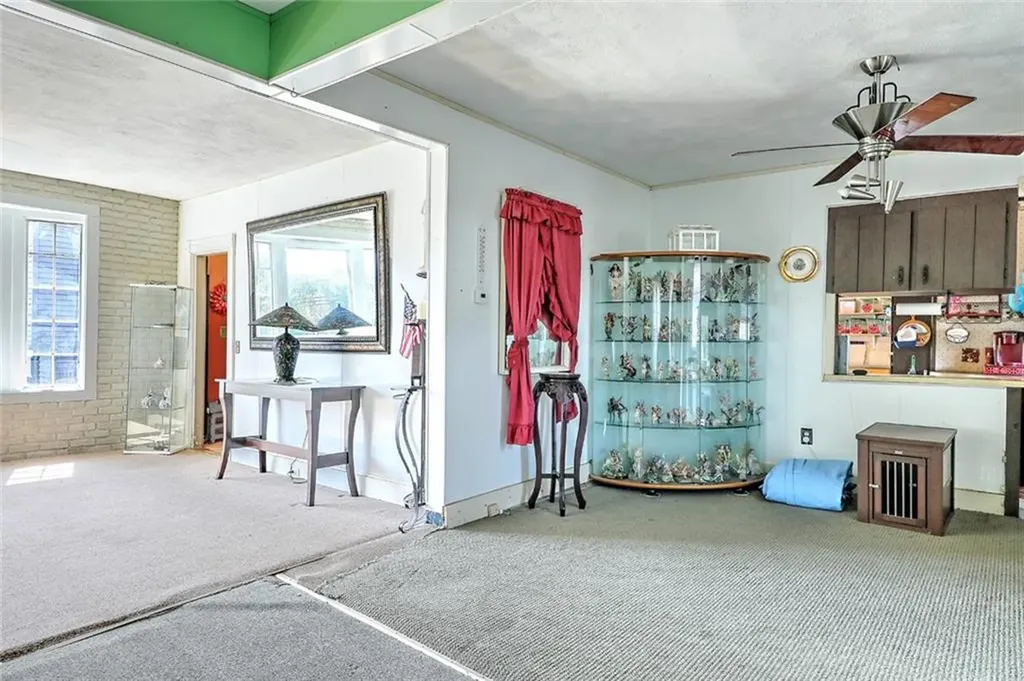 10 Highview Drive West Warwick RI 02893