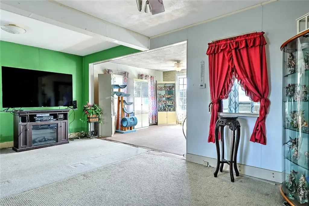 10 Highview Drive West Warwick RI 02893