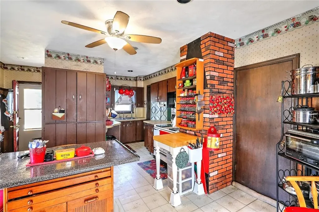 10 Highview Drive West Warwick RI 02893