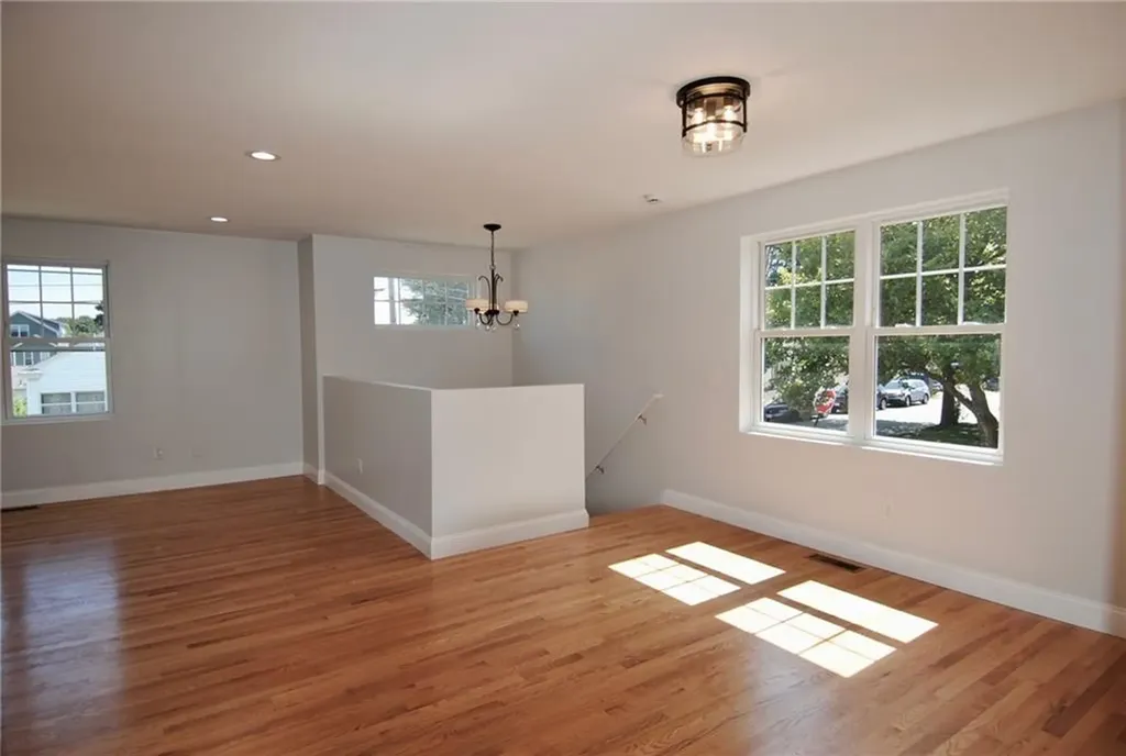 46 Crandall Street Providence RI 02908
