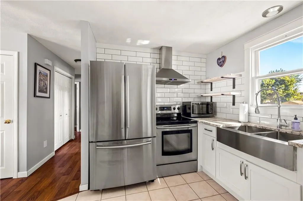 110 Brook Spring Drive Warwick RI 02889