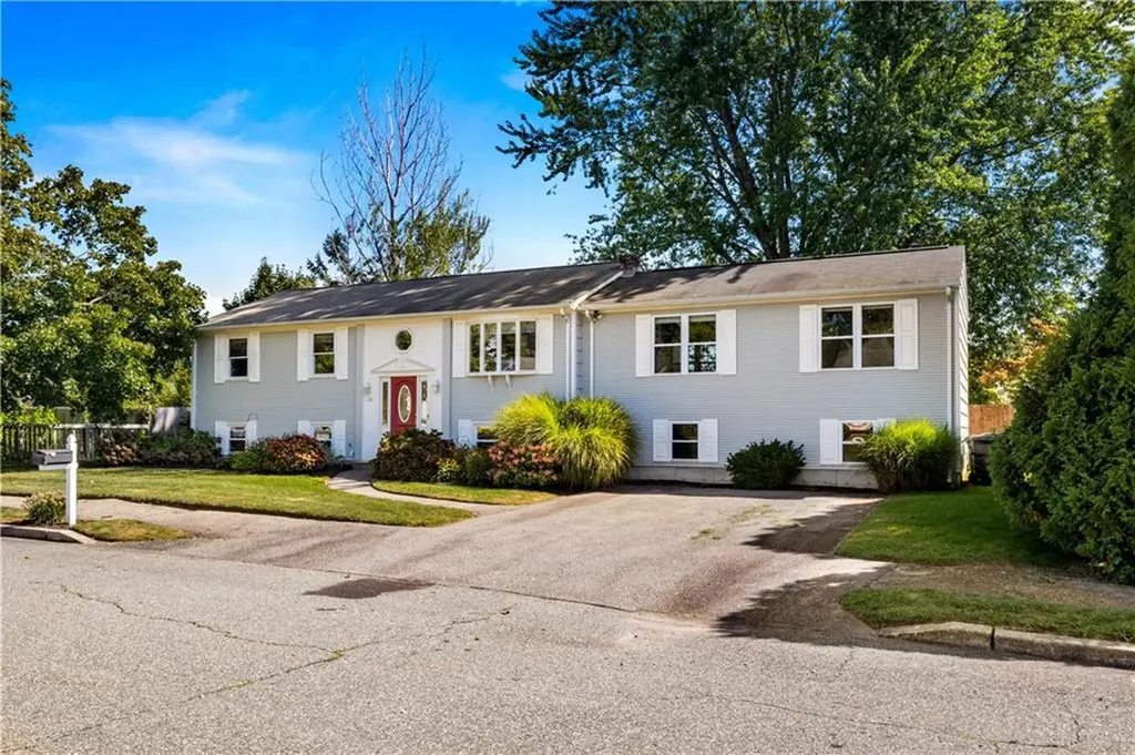 110 Brook Spring Drive Warwick RI 02889