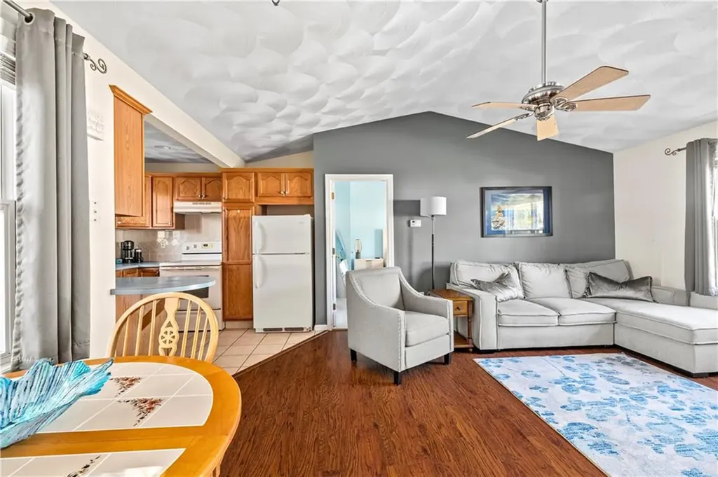 110 Brook Spring Drive Warwick RI 02889