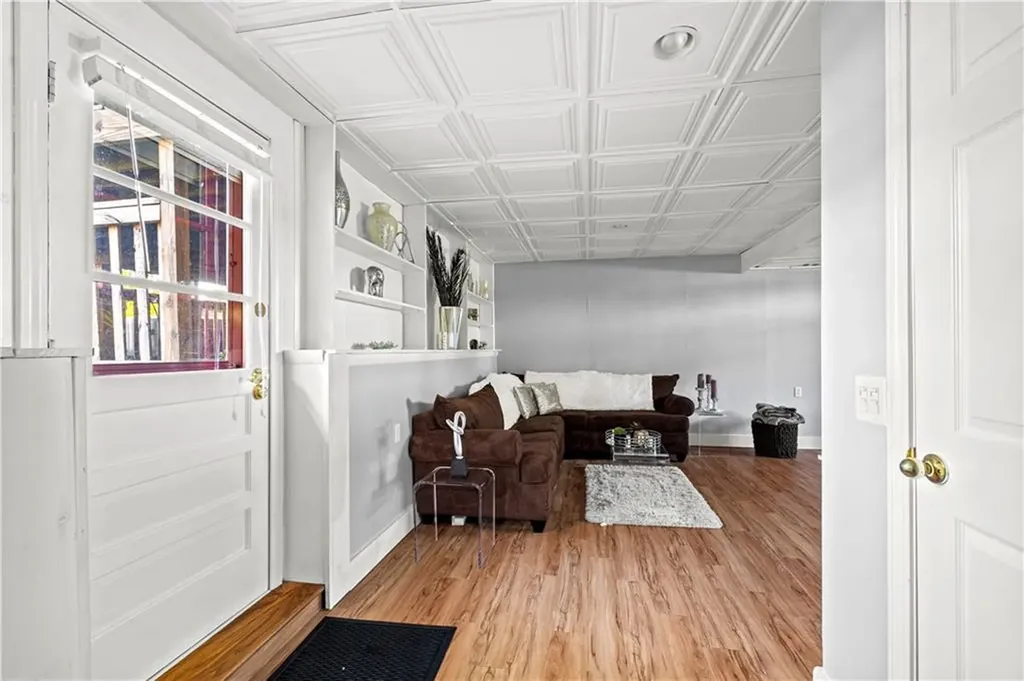 110 Brook Spring Drive Warwick RI 02889