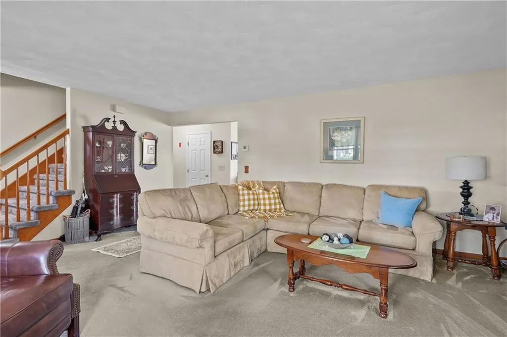 39 Wendell Street East Providence RI 02915