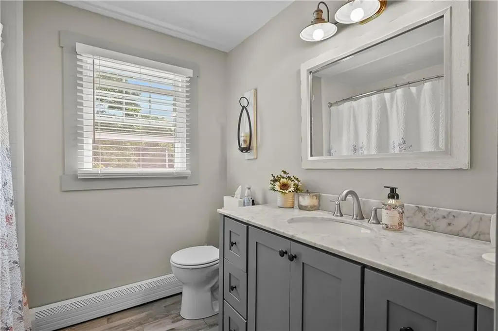 39 Wendell Street East Providence RI 02915