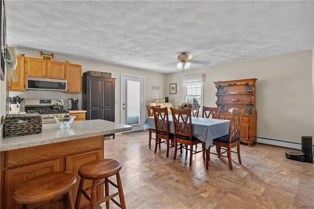 39 Wendell Street East Providence RI 02915