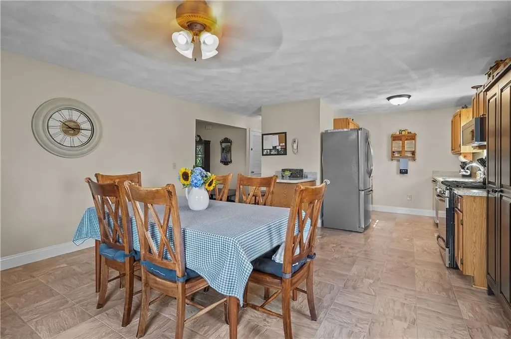 39 Wendell Street East Providence RI 02915