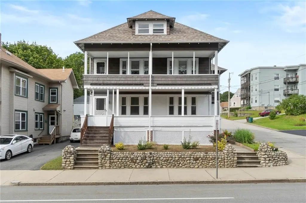 470 Cass Avenue Woonsocket RI 02895