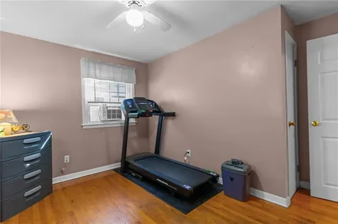 81 Pembroke Lane Coventry RI 02816