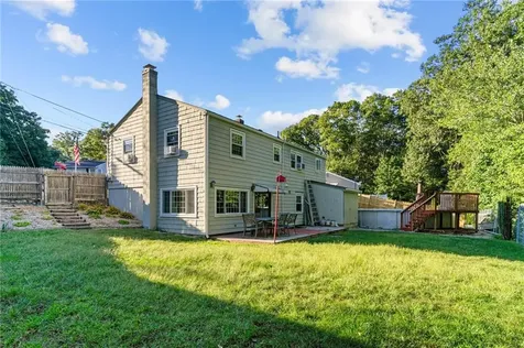 81 Pembroke Lane Coventry RI 02816