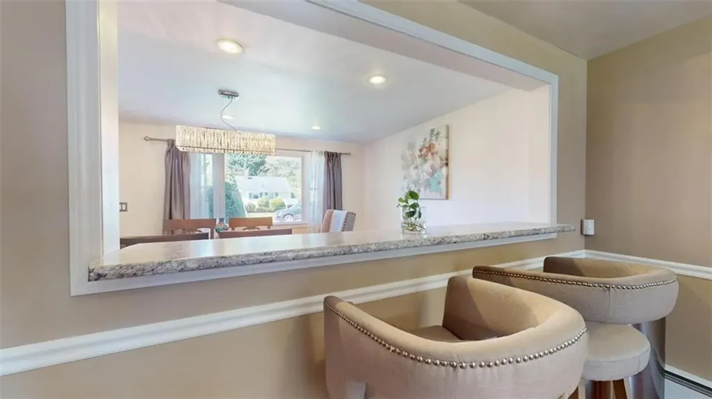 78 Helen Avenue Warwick RI 02886