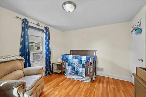 79 Flint Street Pawtucket RI 02861