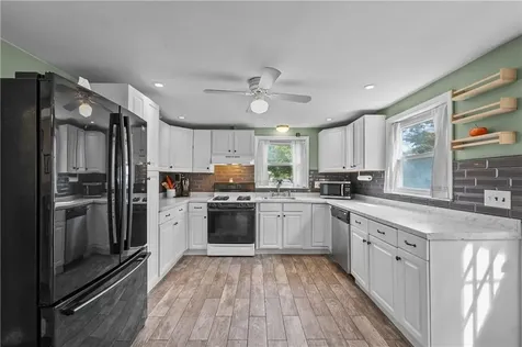 79 Flint Street Pawtucket RI 02861