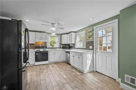 79 Flint Street Pawtucket RI 02861