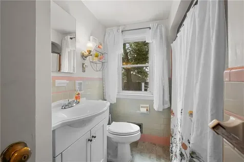 79 Flint Street Pawtucket RI 02861