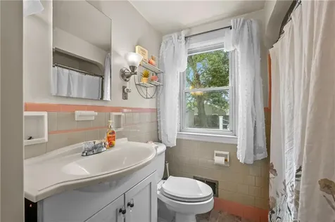 79 Flint Street Pawtucket RI 02861