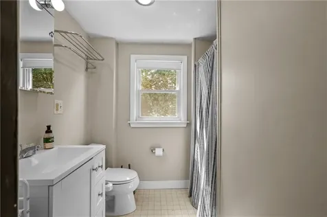 79 Flint Street Pawtucket RI 02861