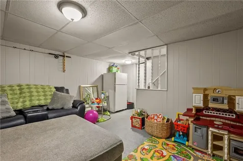 79 Flint Street Pawtucket RI 02861