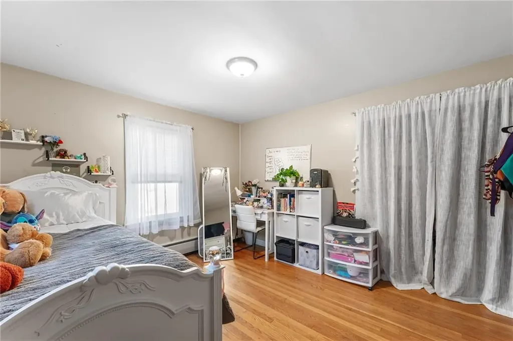 978 Smithfield Avenue Lincoln RI 02865