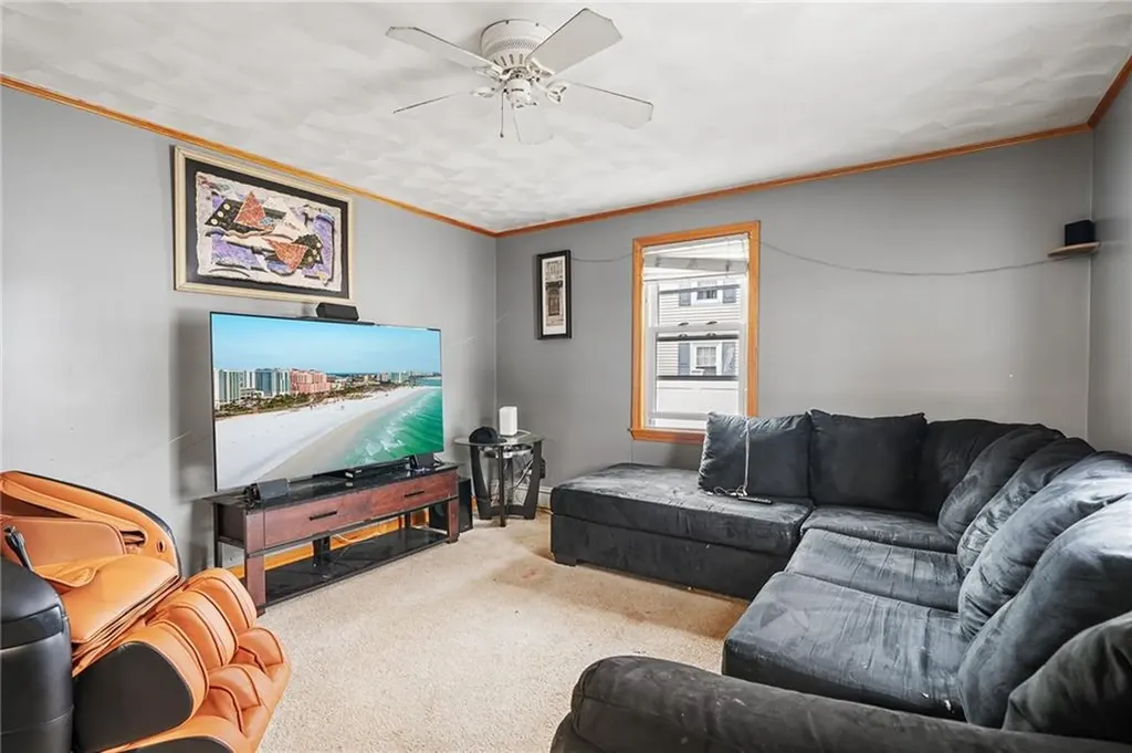 978 Smithfield Avenue Lincoln RI 02865