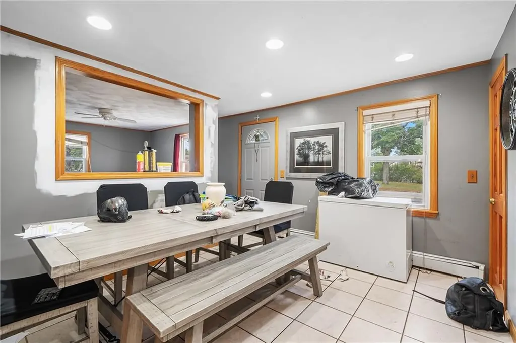 978 Smithfield Avenue Lincoln RI 02865