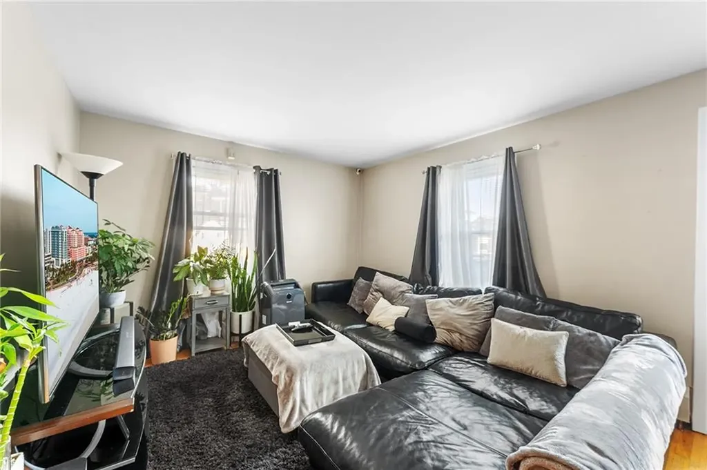 978 Smithfield Avenue Lincoln RI 02865