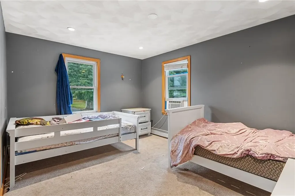 978 Smithfield Avenue Lincoln RI 02865