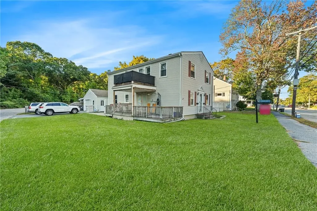 978 Smithfield Avenue Lincoln RI 02865