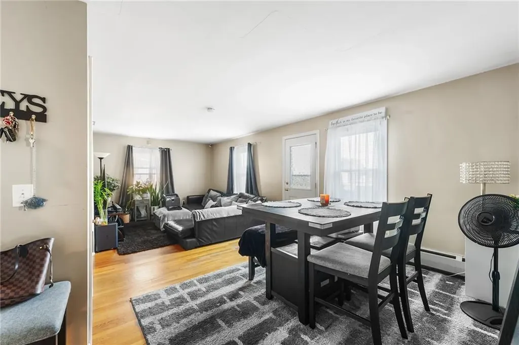 978 Smithfield Avenue Lincoln RI 02865